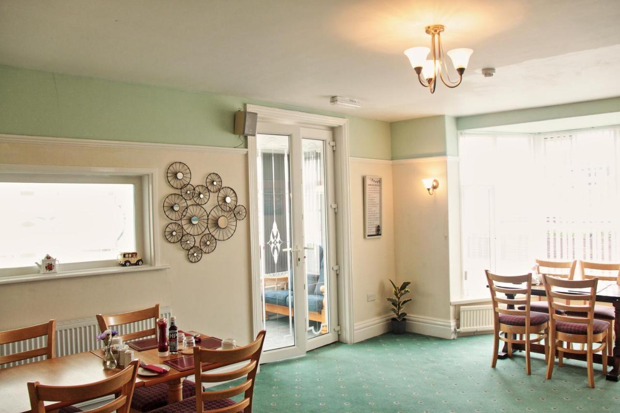 Haven Crest Hotel Whitby Exterior foto